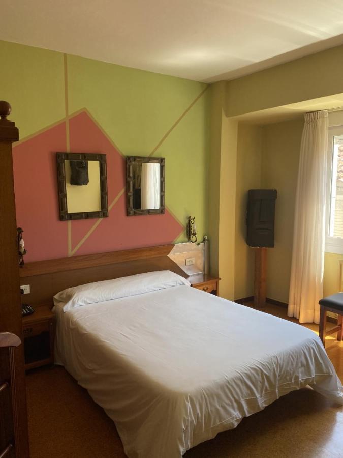 Hotel Bayona バイヨーナ エクステリア 写真